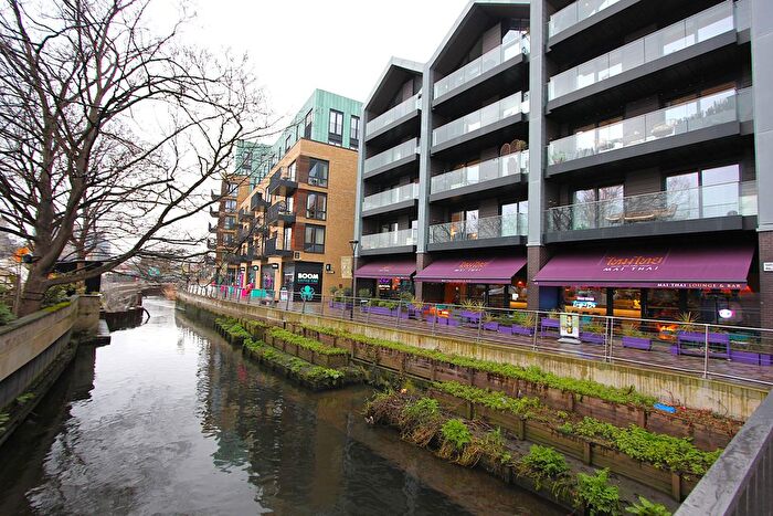 1 Bedroom Flat To Rent In Gowing House, Drapers Yard, London, SW18