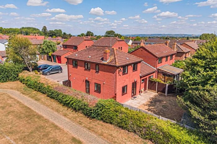 4 Bedroom Detached House For Sale In Elmside, Norton, Gloucester, GL2