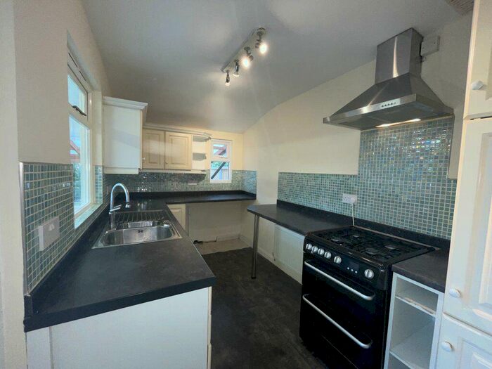 2 Bedroom Bungalow To Rent In York Gardens, Wisbech., PE13