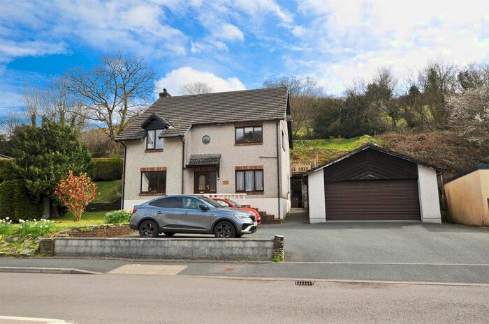 4 Bedroom Detached House For Sale In Llanddowror, St. Clears, Carmarthen, SA33