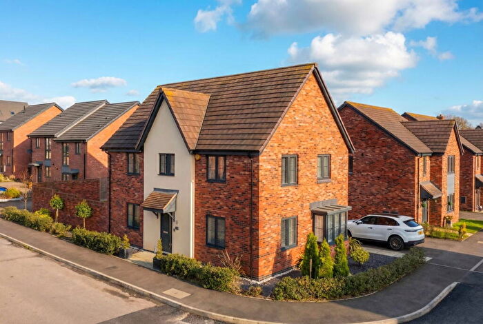 4 Bedroom Detached House For Sale In Magnolia Drive, Blythe Valley, B90