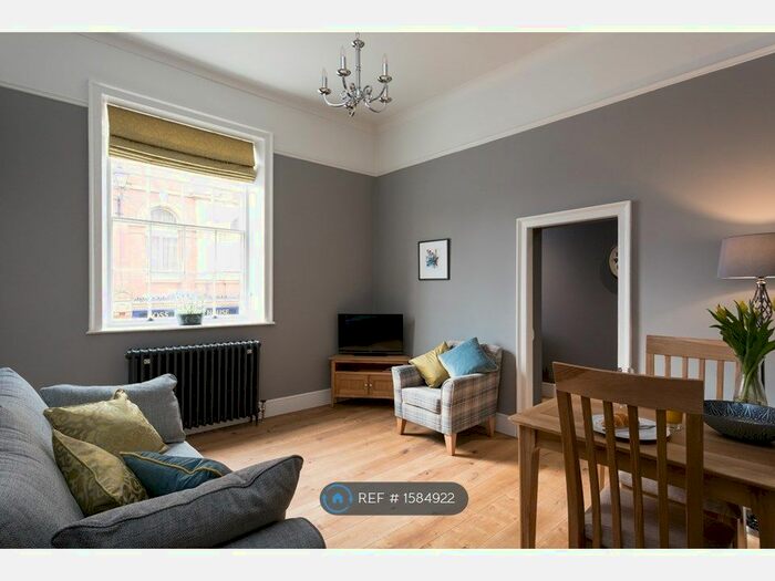 1 Bedroom Flat To Rent In Walmgate, York, YO1