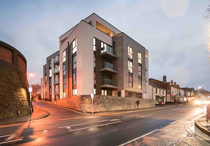 2 Bedroom Flat To Rent In Kingston Road, Taunton, TA2