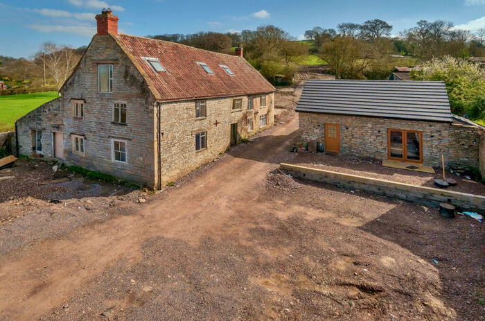 8 Bedroom Detached House For Sale In Piltown, West Pennard, Somerset, BA6