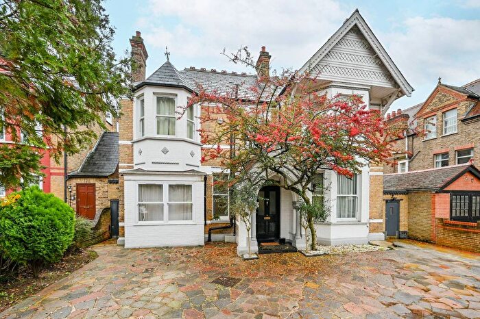 7 Bedroom Property To Rent In Leopold Road, Ealing Common, London, W5