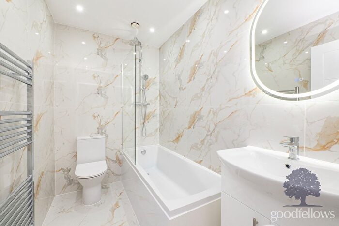 Studio To Rent In Beeches Avenue, Carshalton, SM5