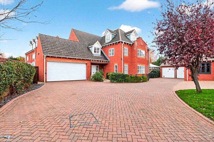 5 Bedroom Detached House For Sale In Bratton Road, Bratton, Telford, Shropshire, TF5