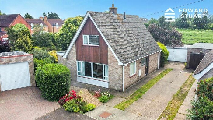 3 Bedroom Detached House For Sale In Seargeants Close, Newborough, Peterborough, Cambridgeshire, PE6