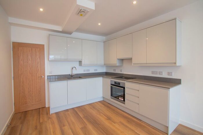 2 Bedroom Flat To Rent In Tregenna Hill, St. Ives, TR26