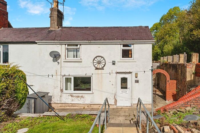3 Bedroom End Terrace House For Sale In King Street, Cefn Mawr, Wrexham, LL14