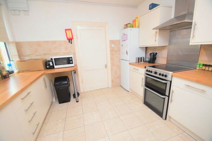 6 Bedroom Terraced House To Rent In Tregenver Road, Falmouth TR11