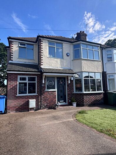 4 Bedroom Semi Detached House For Sale In The Oval, Heald Green, Cheadle, SK8