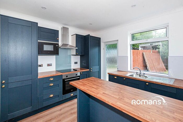 3 Bedroom Bungalow To Rent In Church Road, Windlesham, GU20