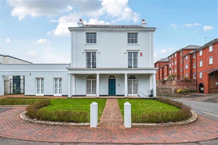 Detached House For Sale In St Davids, Exeter, EX4