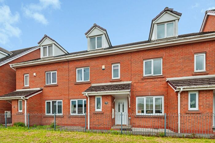 4 Bedroom Town House For Sale In Elton Head Road, St. Helens, Merseyside, WA9