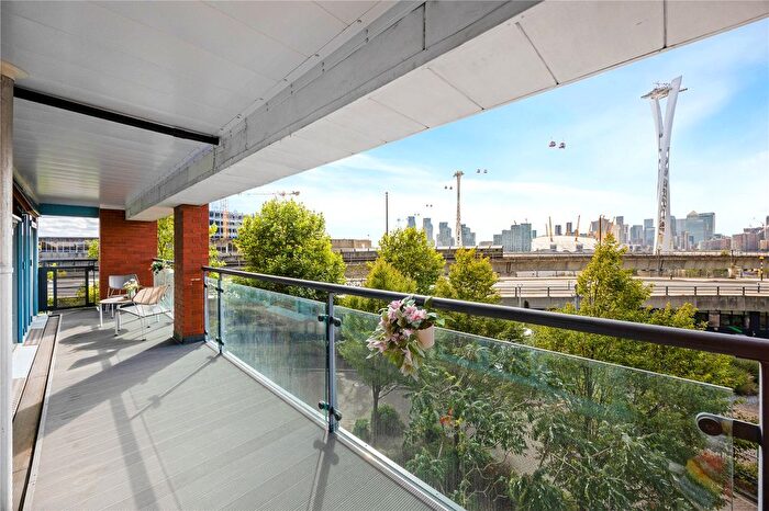 2 Bedroom Flat For Sale In Western Beach Apartments, London, E16