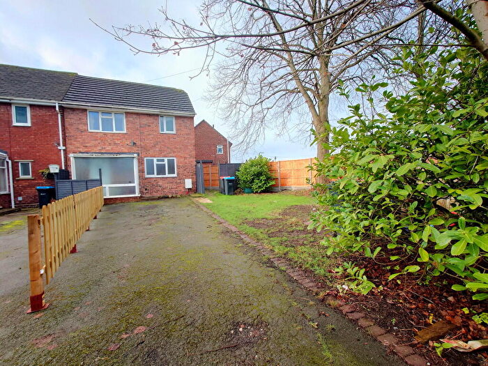 2 Bedroom End Of Terrace House For Sale In Fryer Road, Lostock Gralam, Northwich, CW9