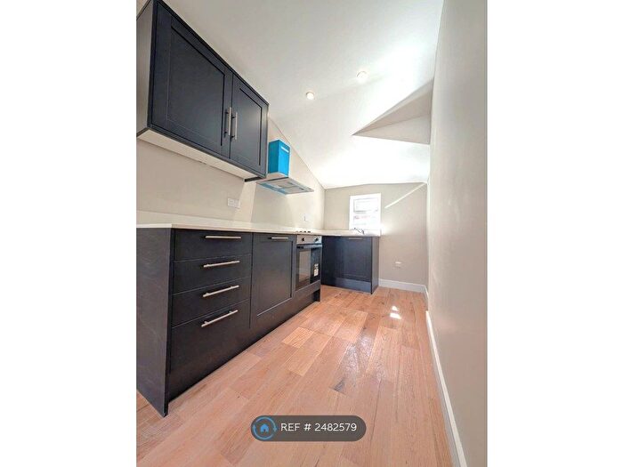 Studio To Rent In Connect Lane, Barkingside, Ilford, IG6