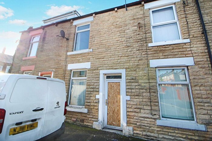 2 Bedroom Terraced House For Sale In John Dalton Street, Hadfield, Glossop, Derbyshire, SK13