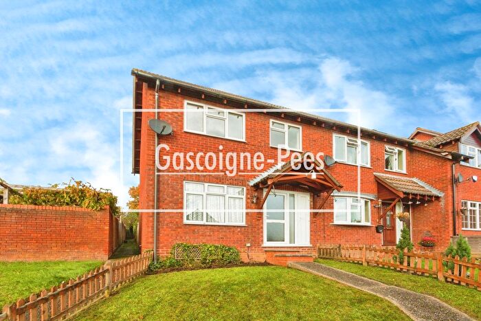 3 Bedroom Property To Rent In Purbrook Road, Tadley, RG26