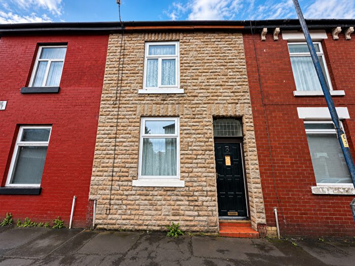 2 Bedroom Terraced House For Sale In Range Street, Manchester, M11
