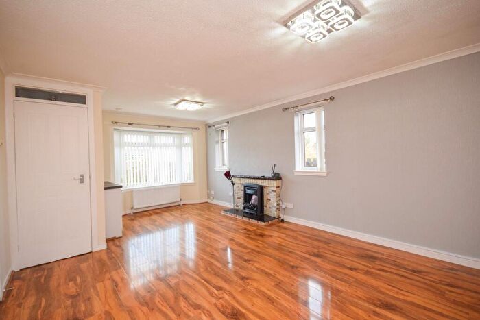 2 Bedroom Bungalow For Sale In Tarbrax Way, Hamilton, ML3
