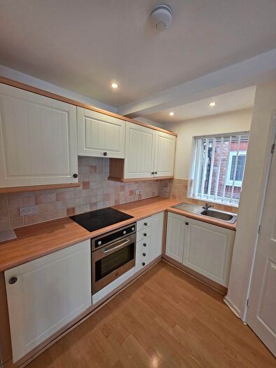 2 Bedroom Flat To Rent In Bedroom Apartment, Ainsworth Court, Bolton, BL2