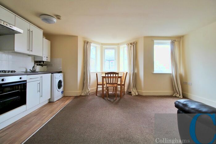 1 Bedroom Flat To Rent In Cavendish Road, London, SW19