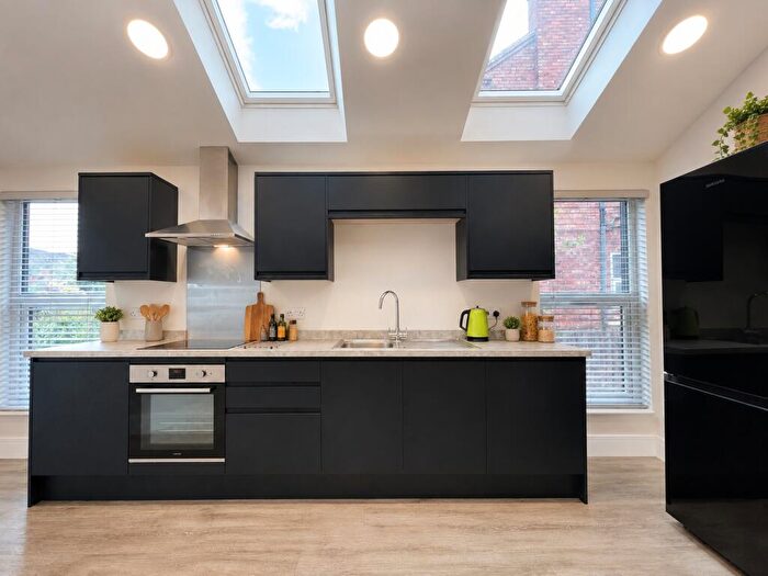 3 Bedroom Maisonette To Rent In William Road, West Bridgford, Nottingham, F6