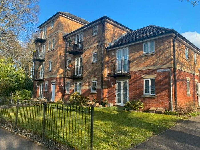 1 Bedroom Apartment To Rent In Upper Deacon Road, Southampton, SO19
