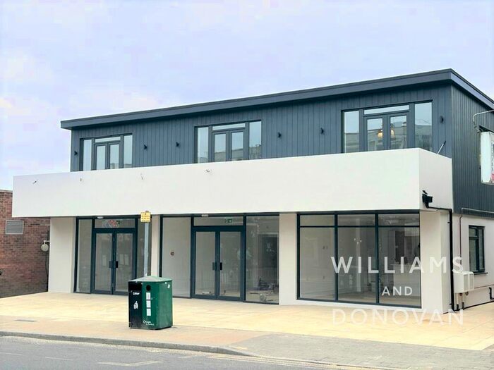 1 Bedroom Flat To Rent In Spa Road, Hockley, SS5