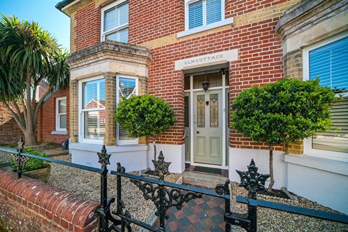 4 Bedroom Detached House For Sale In Yarmouth, Isle Of Wight, PO41