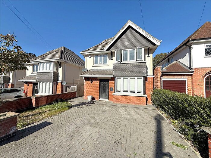 4 Bedroom Detached House To Rent In York Road, Camberley, Surrey, GU15