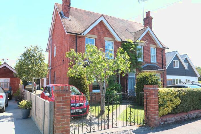 2 Bedroom Maisonette To Rent In Horseshoe Road, Pangbourne, RG8