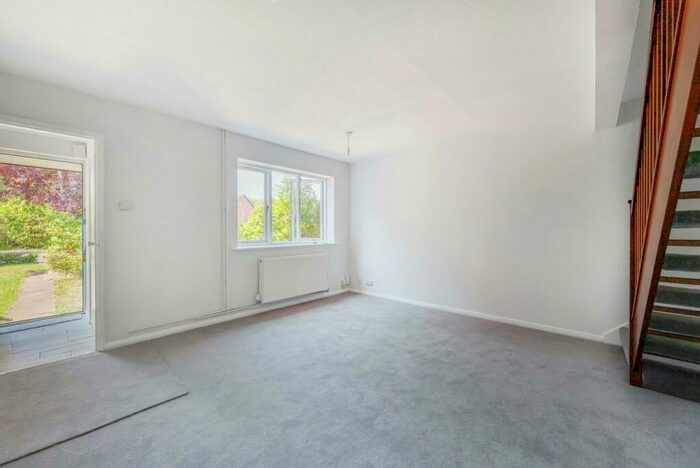 2 Bedroom Terraced House To Rent In Stonecrop Road, Guildford, GU4