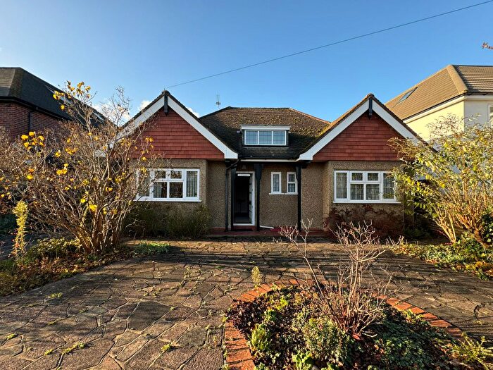 3 Bedroom Bungalow To Rent In Syke Ings, Iver, SL0