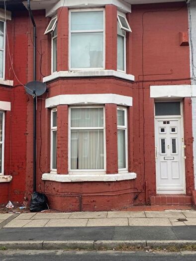2 Bedroom Terraced House For Sale In Hinton Street, Liverpool, L21
