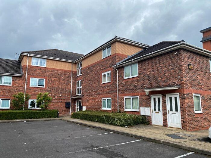 1 Bedroom Apartment To Rent In Masonfield Court, Oldbury Road, Rowley Regis, West Midlands, B65