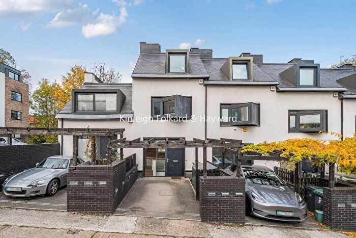 4 Bedroom Terraced House For Sale In Connaught Gardens, Muswell Hill, London, N10