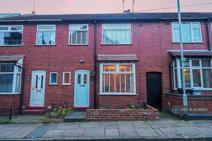 3 Bedroom Terraced House To Rent In Hatton Street, Macclesfield, SK11