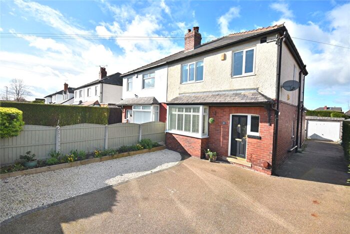 3 Bedroom Semi Detached House For Sale In Milton Drive, Scholes, Leeds, West Yorkshire, LS15