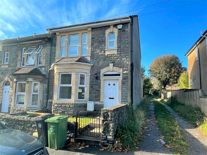 3 Bedroom End Of Terrace House To Rent In Hillside Avenue, Kingswood, Bristol BS15