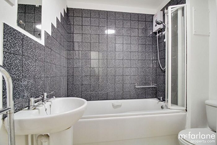 1 Bedroom Flat For Sale In Barnum Court, Swindon, SN2