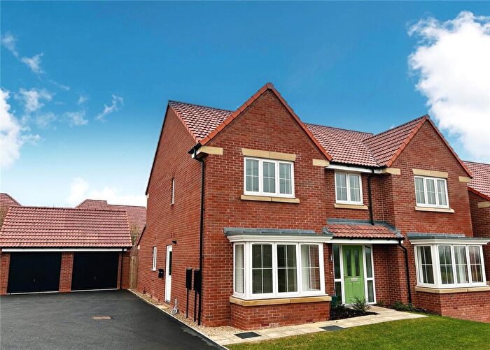 5 Bedroom Detached House For Sale In Cleve Wood, Thornbury, BS35