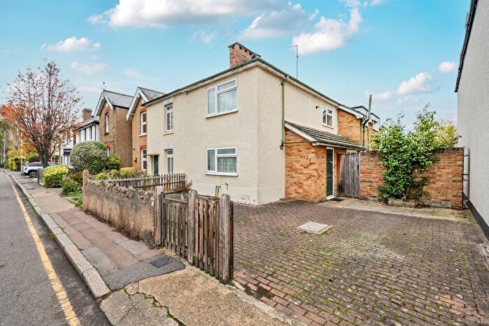 3 Bedroom Semi Detached House For Sale In Mill Street, Kingston Upon Thames, KT1