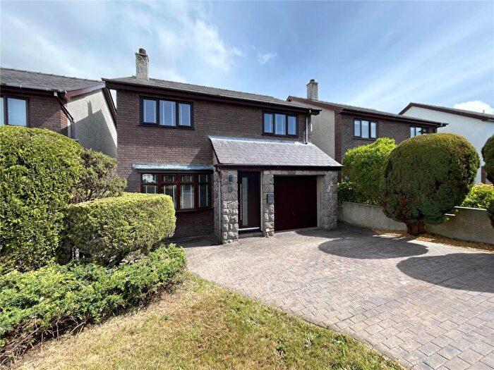 4 Bedroom Detached House To Rent In Ffordd Gwyndy, Penrhosgarnedd, Bangor, Gwynedd, LL57