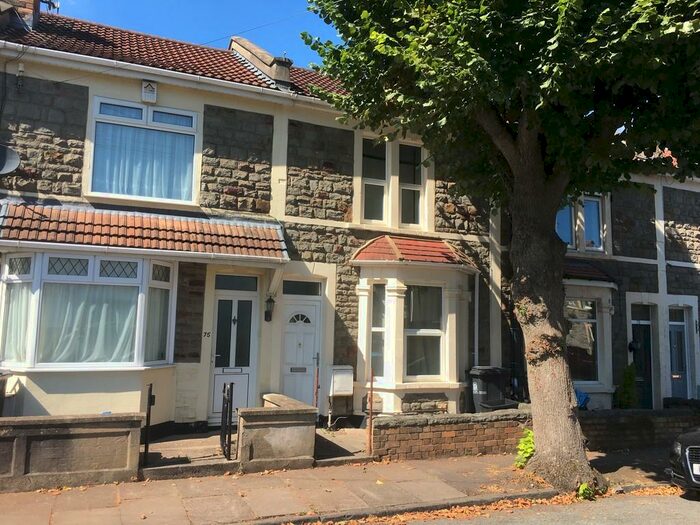 2 Bedroom Terraced House To Rent In Lawn Road, Bristol, BS16