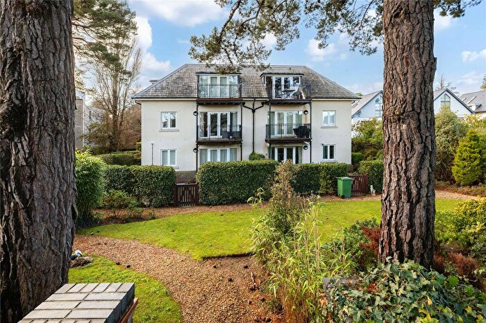 2 Bedroom Flat For Sale In Haven Road, Poole, Dorset, BH13