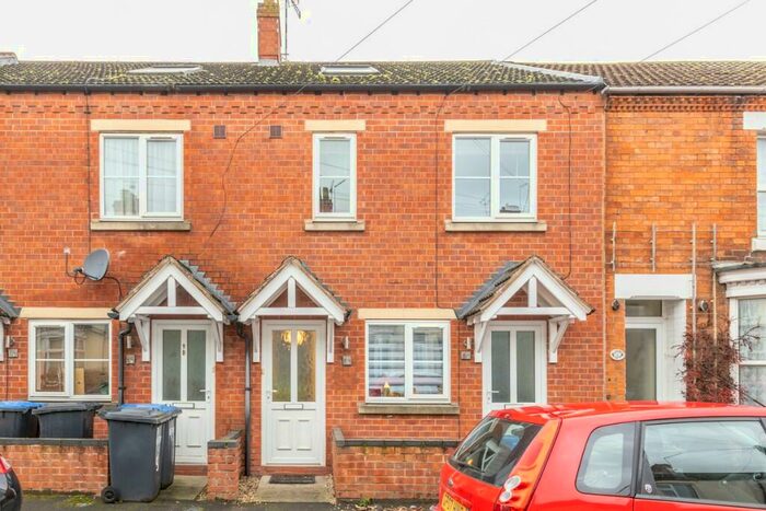 2 Bedroom Duplex To Rent In Pinfold Street, Rugby, Warwickshire, CV21