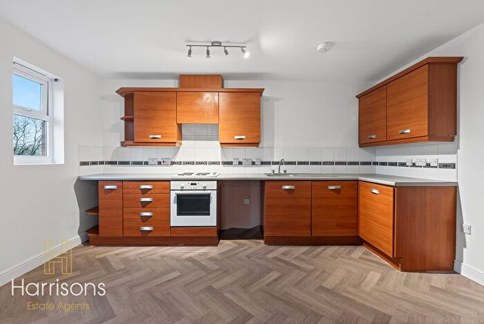 2 Bedroom Flat To Rent In Thomasson Court, Heaton, BL1